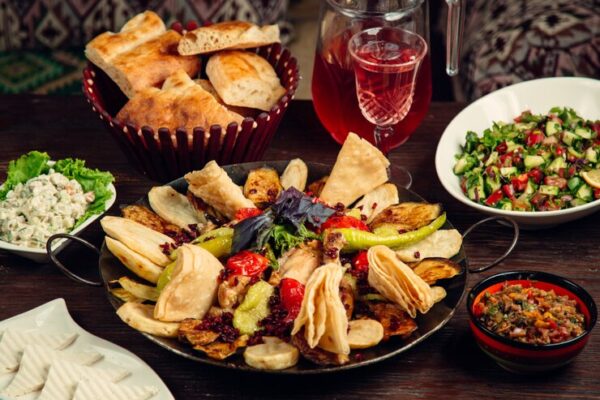 Arta aperitivelor: cum să impresionezi la orice petrecere – Ghidul complet pentru a deveni maestrul gusturilor delicioase!