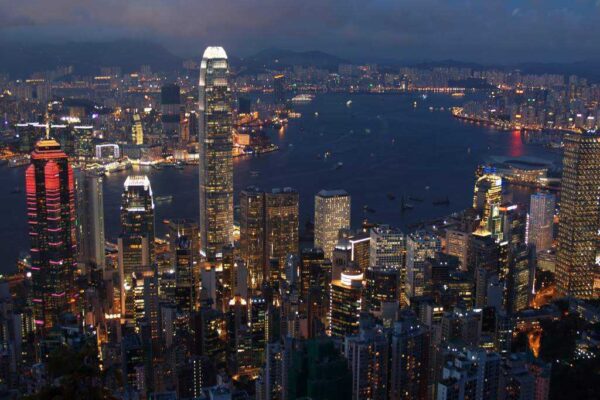 Hong Kong suspendă serviciul poştal către SUA