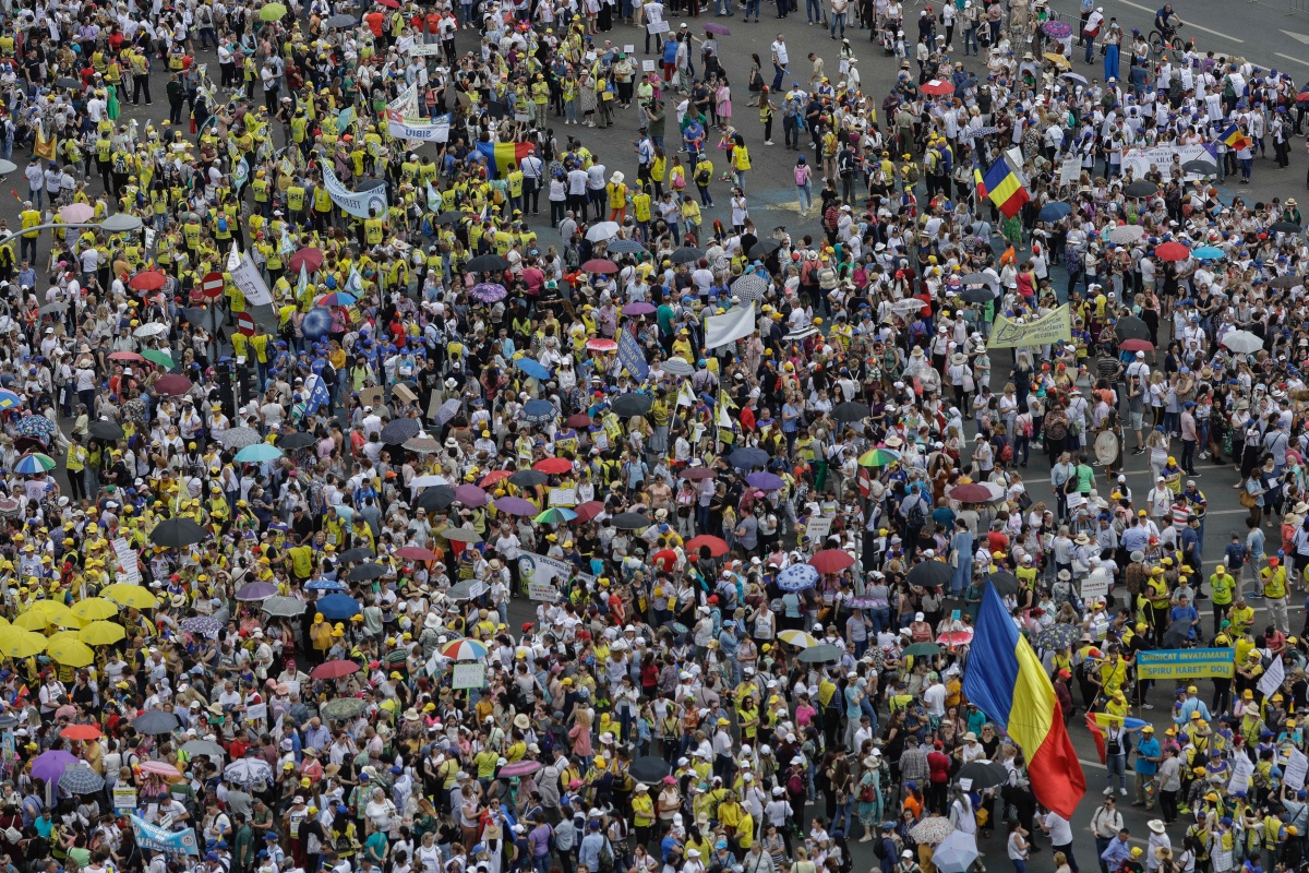 Protest masiv al profesorilor în Capitală