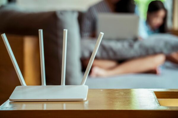 Cum îți protejezi rețeaua Wi-Fi împotriva accesului neautorizat