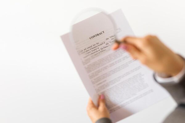 Dobânda penalizatoare: cum o identifici în contract și ce întrebări pui creditorului